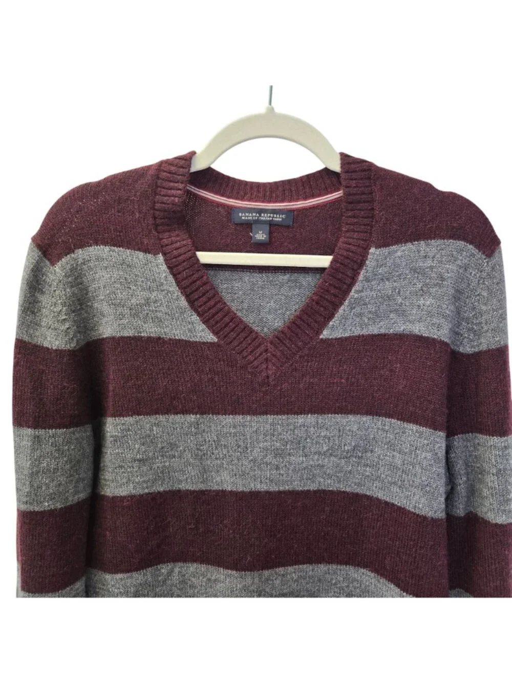 Banana Republic Wool & Alpaca Blend Striped V-Neck Sweater Size Medium